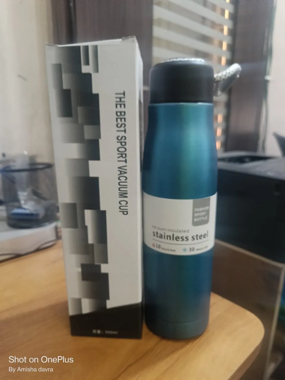 3704 Vacuum Insulated Water Bottle 550ml