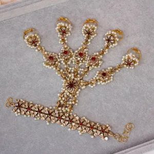 Azmat Pearl and Maroon 5 Finger statement Hand harness