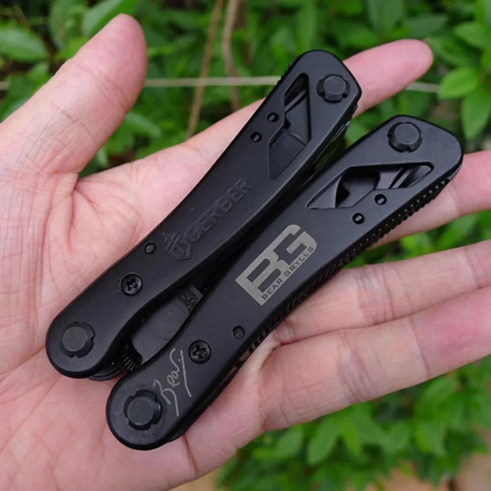 Bear Grylls Ultimate Multitool