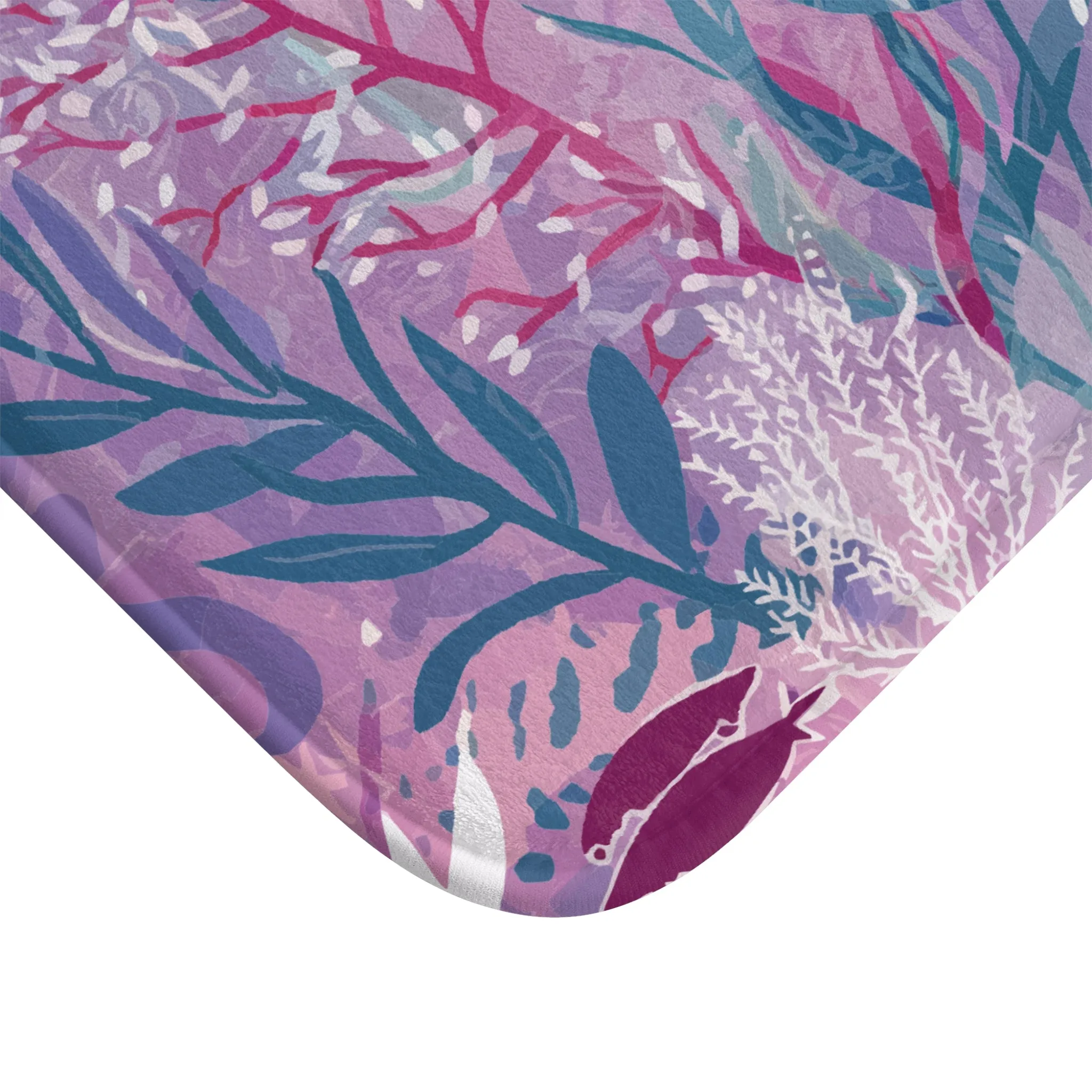 Botanical Bliss Purple Seaweed Bath Mat - Vibrant Floral Design for a Cozy Bathroom