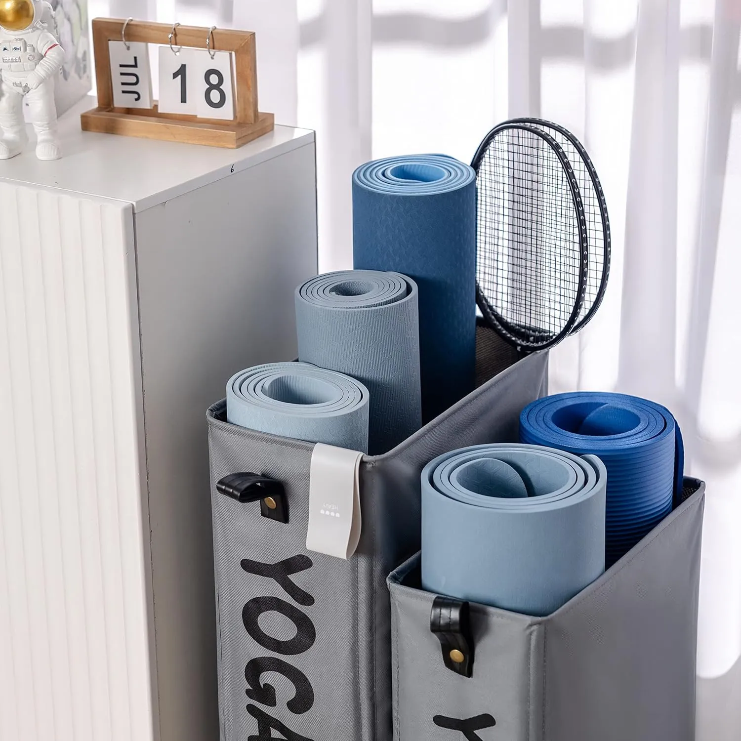 Caroeas Yoga Mat Storage Rack, Yoga Mat Holder Accessories, Home Gym Equipment Storage Yoga Mats, Women Men Workout Equipment Organization with Wheels