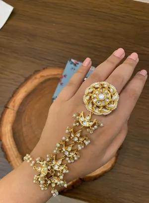 Chavvi Polki Dramatic Hathpan | Hand Harness