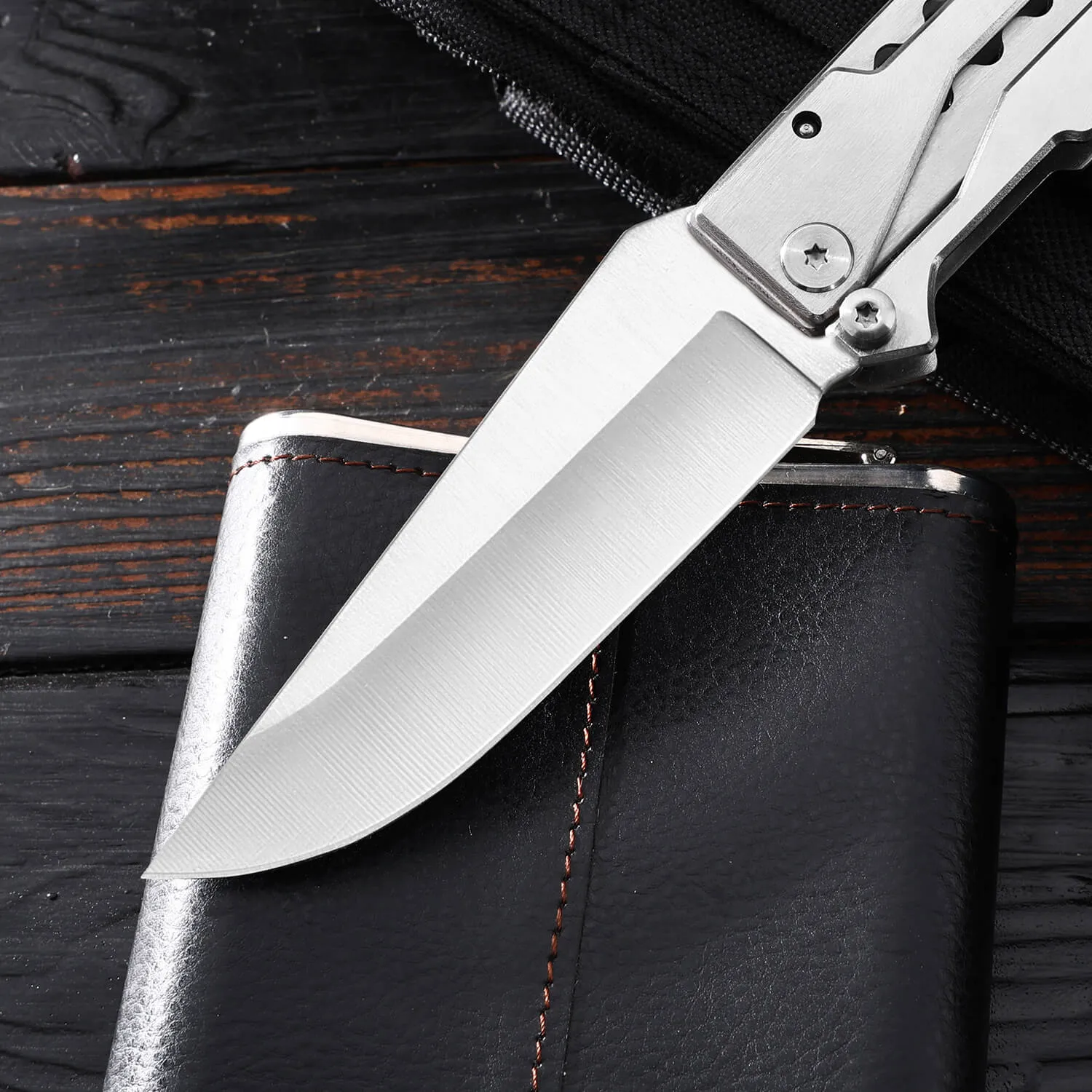 DC53 Gravity Pocket Knife