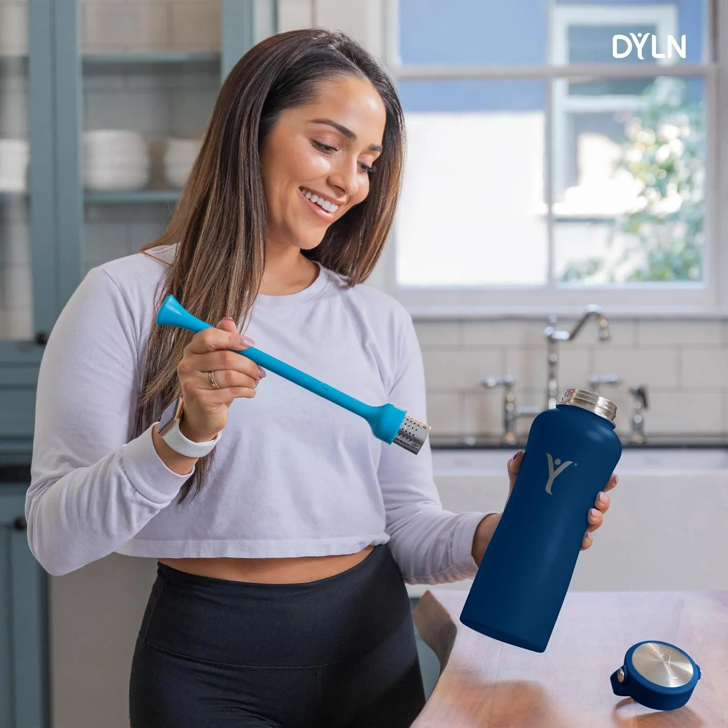 DYLN Hydrogen Water Bottle | Create Hydrating Alkaline Hydrogen-Rich Water Up to 9 pH | Vacuum Insulated Stainless Steel Water Bottle | Keeps Water Cold for 24 Hours