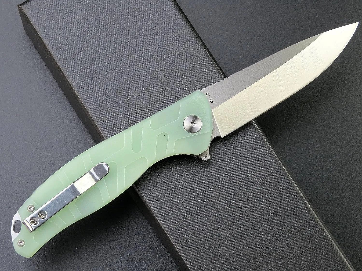 Eafengrow EF237 Folding Knife D2 Steel Blade G10 Handle Scales EDC Knives for Outdoor Working Camping Hiking Fishing(jade)