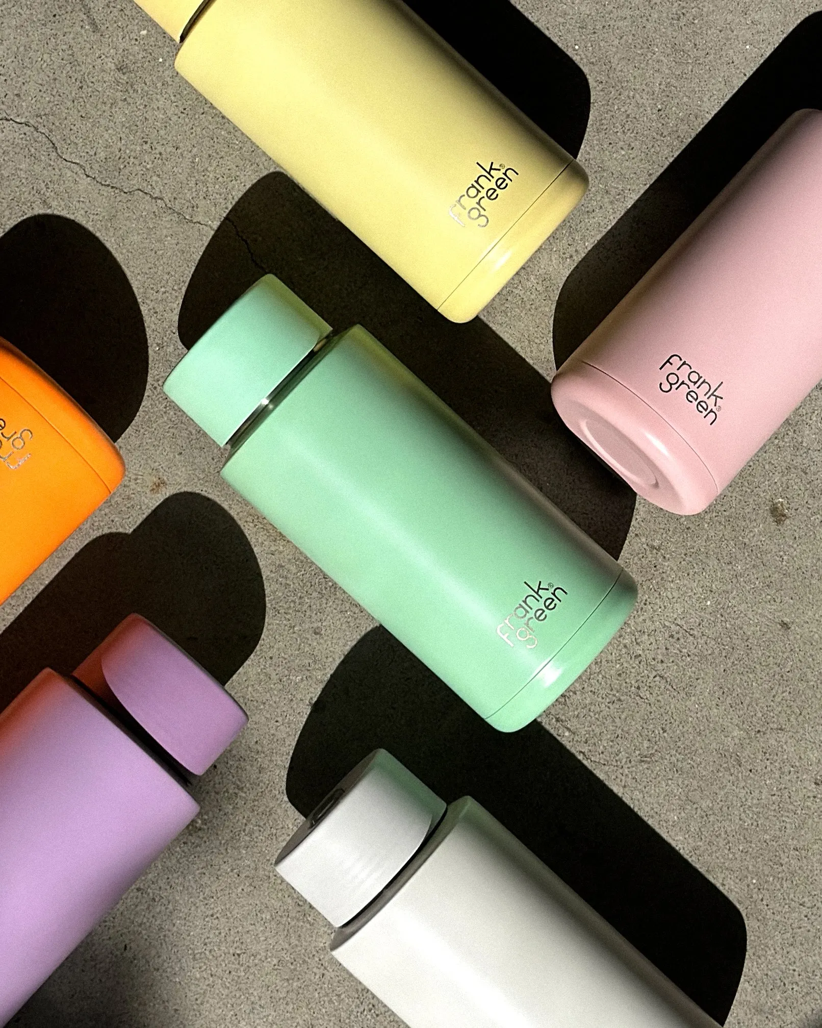 Frank Green Insulated Drink Bottle 1L - Mint Gelato