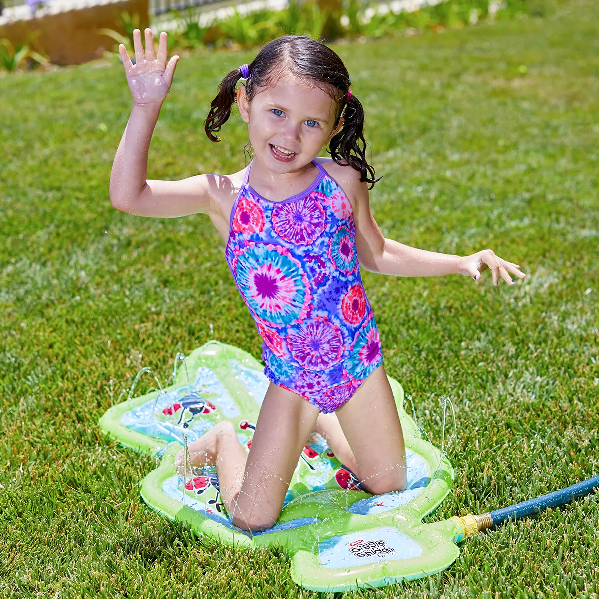 Giggle 'n Splash Lady Bug Sprinkle and Splash Play Mat 48"