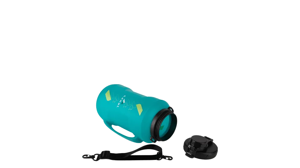 Grizzly & Kenai Collapsible 64oz Water Bottle