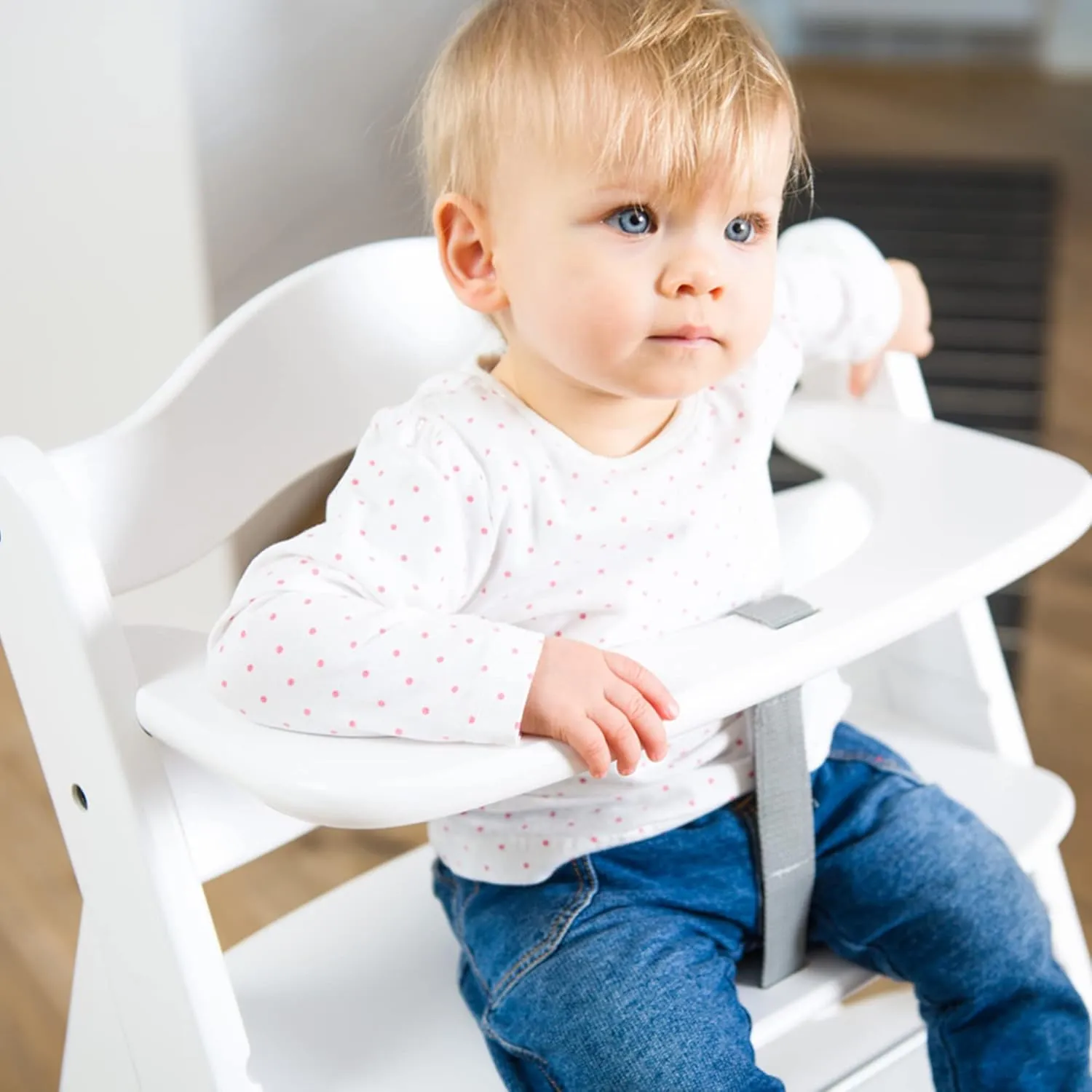 hauck Alpha  Grow Along Solid Beechwood Highchair with Adjustable Seat, White