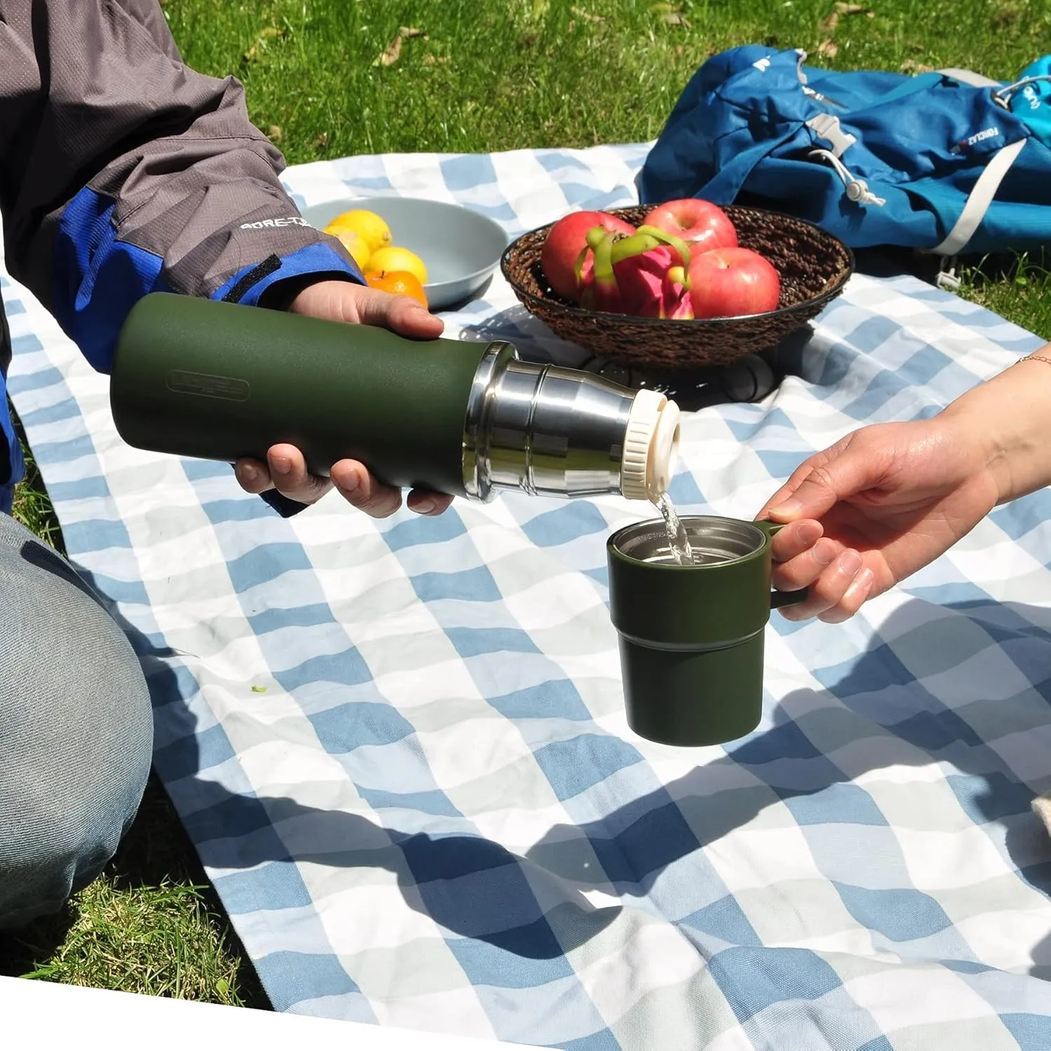 Insulated 21oz Stainless Steel Water Bottle with Cup & Handle, Double-Walled Thermal Bottle for Hot & Cold Drinks, Army Green