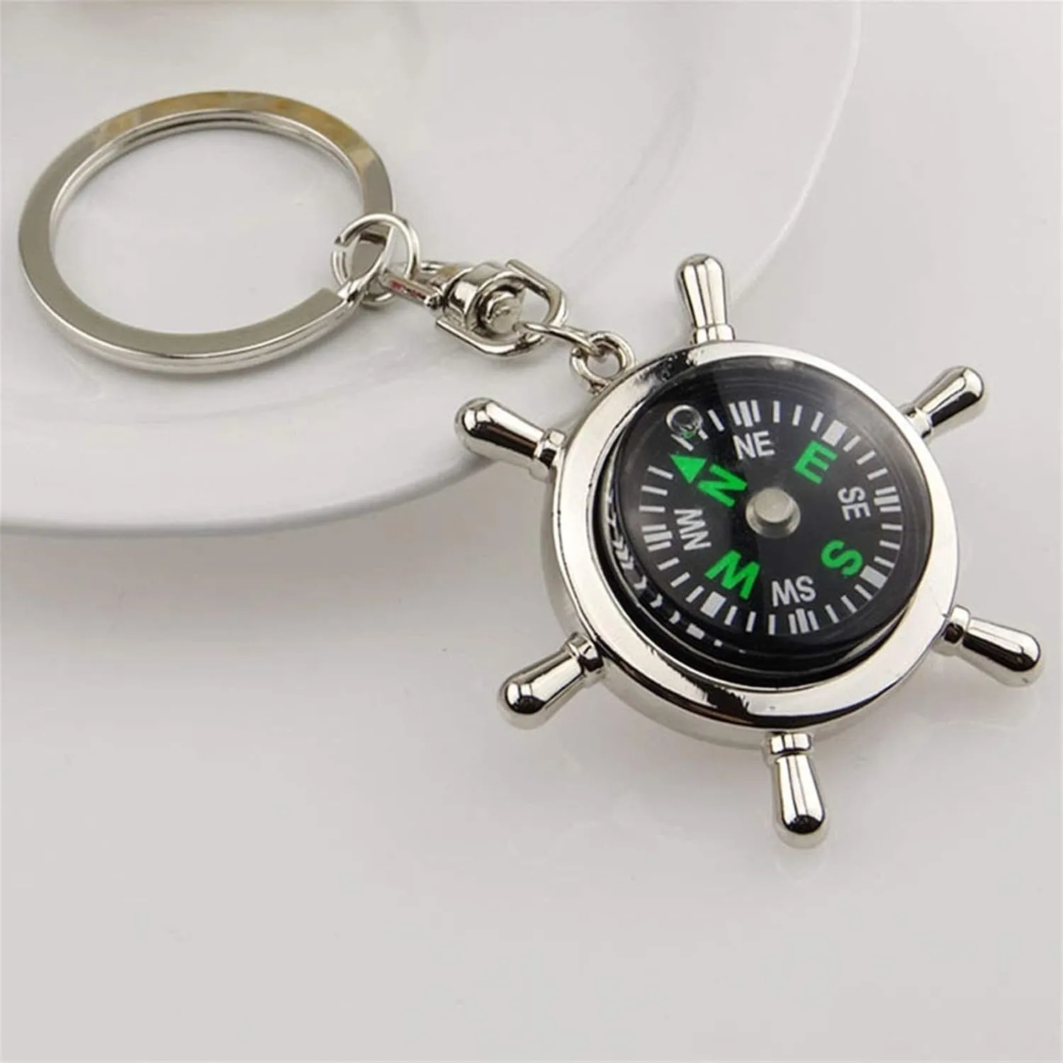 Key RinKey Keychain Portable Camping Hiking Travel Outdoor Mini Compasses Wild Survival Pocket Tool Navigation Compasses