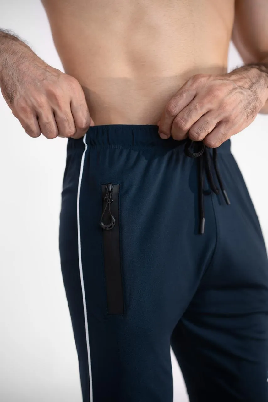 Linecut Shorts - Dark Green