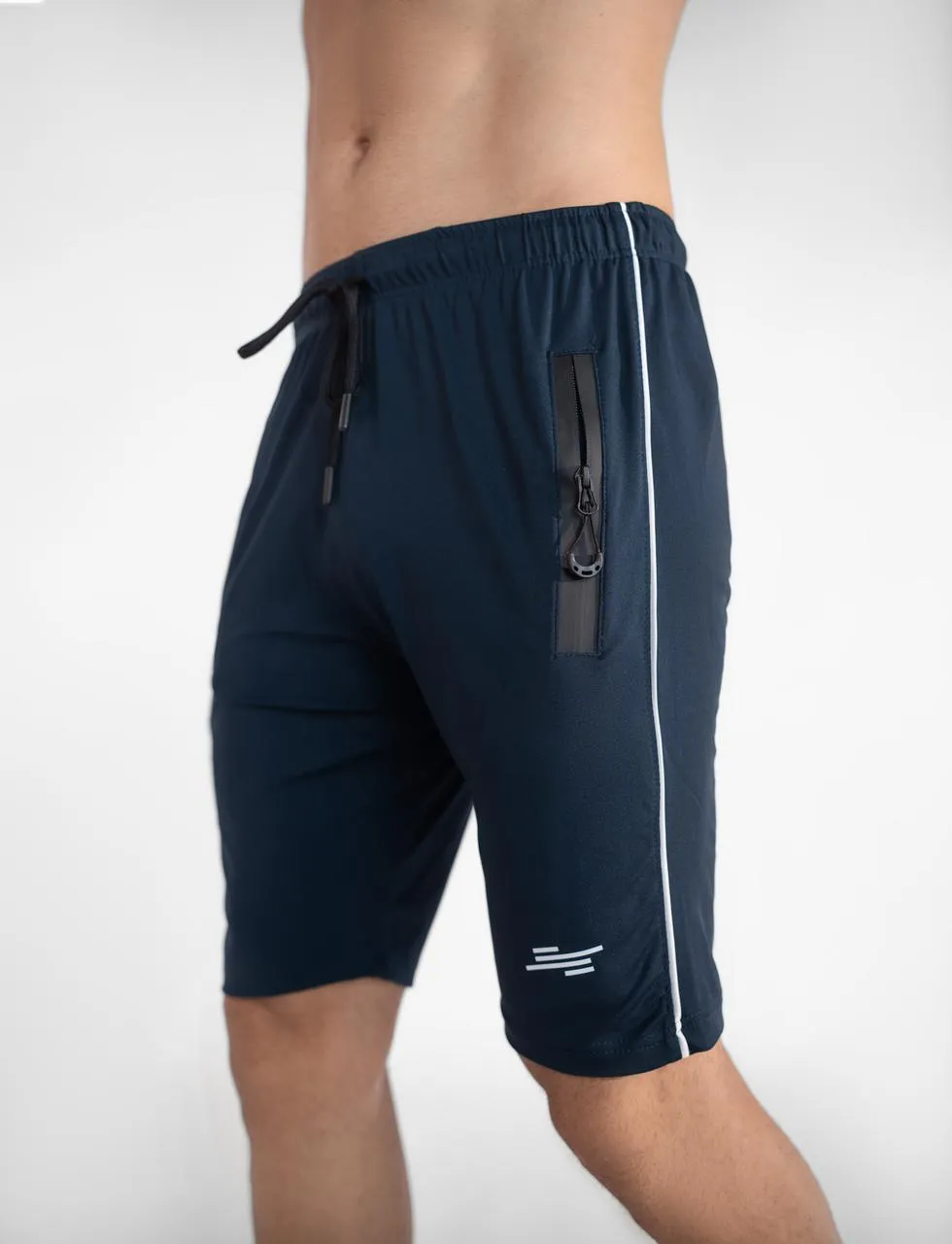 Linecut Shorts - Dark Green