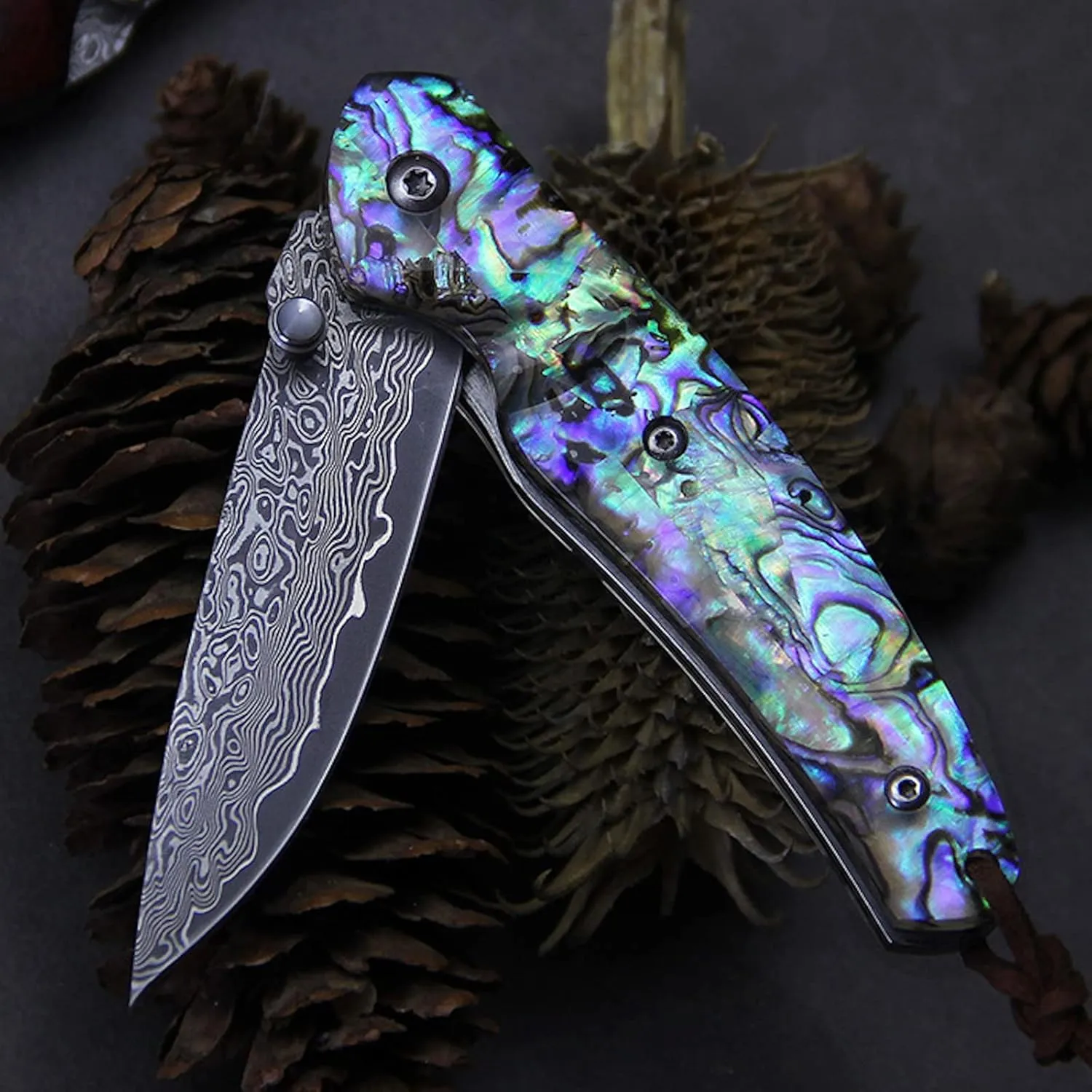 Omesio Damascus Pocket Knife Damascus Folding Knife Blue Abalone Handle Japanese Damascus Blade Pocket Knives Real Damascus Steel Folding Knife with Gift Box for Men/Dad/Father and Women