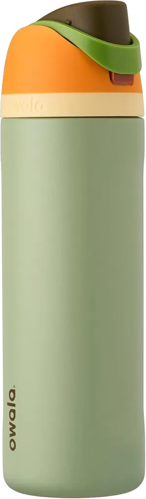 Owala FreeSip Insulated Stainless Steel Water Bottle with Straw, BPA-Free Sports Water Bottle, Great for Travel, 32 Oz, Camo Cool