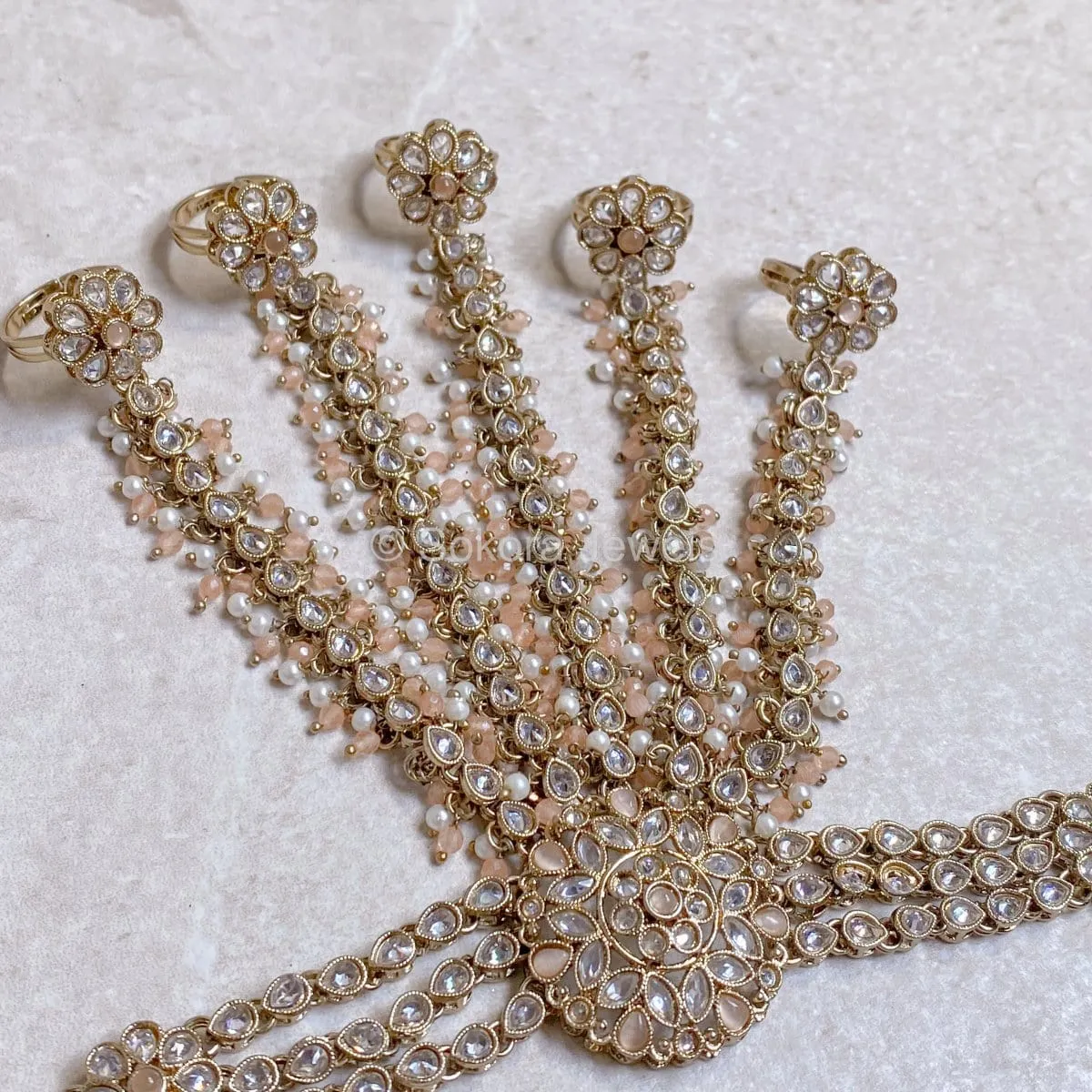 Seema Hand Harness - Light Peach