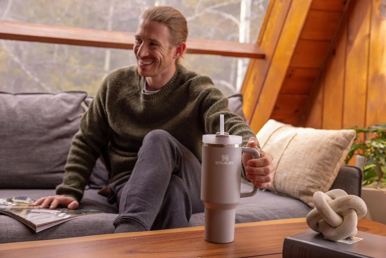 Stainless Steel Insulated Tumbler 1.18L with Lid and Straw