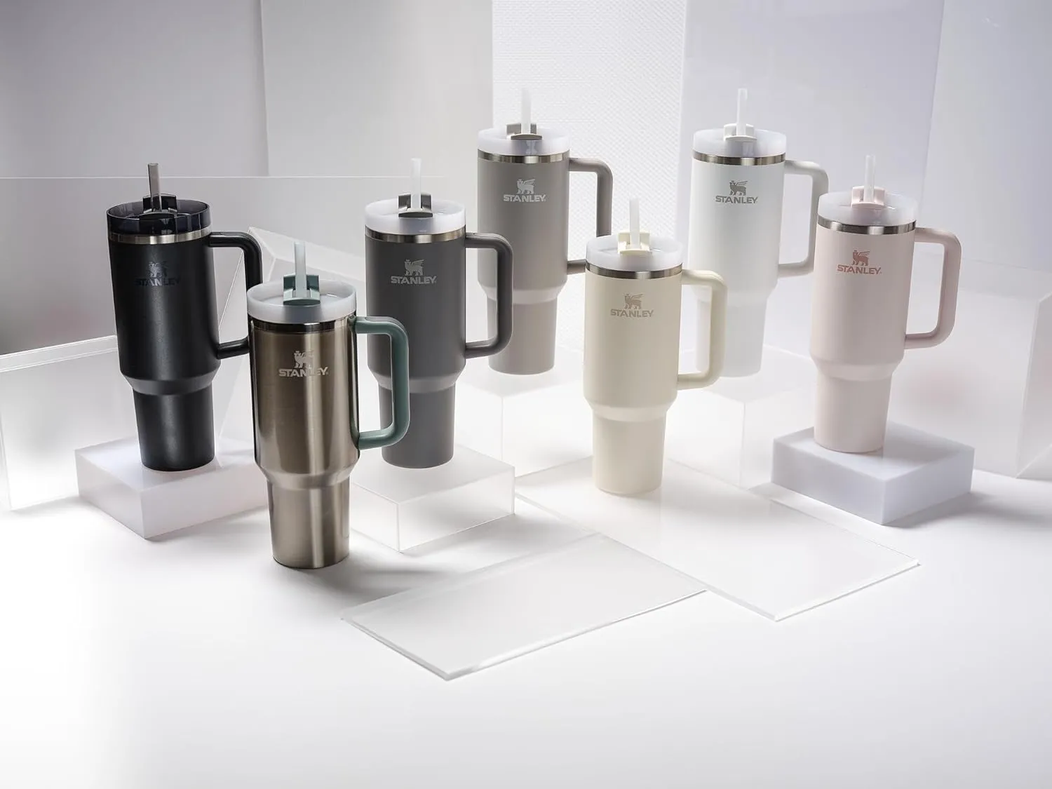Stainless Steel Insulated Tumbler 1.18L with Lid and Straw