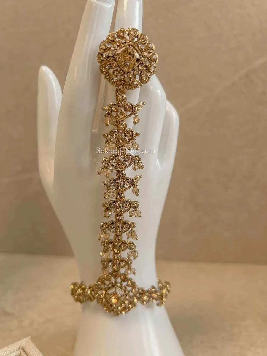 Tehmeena Hand harness - Golden