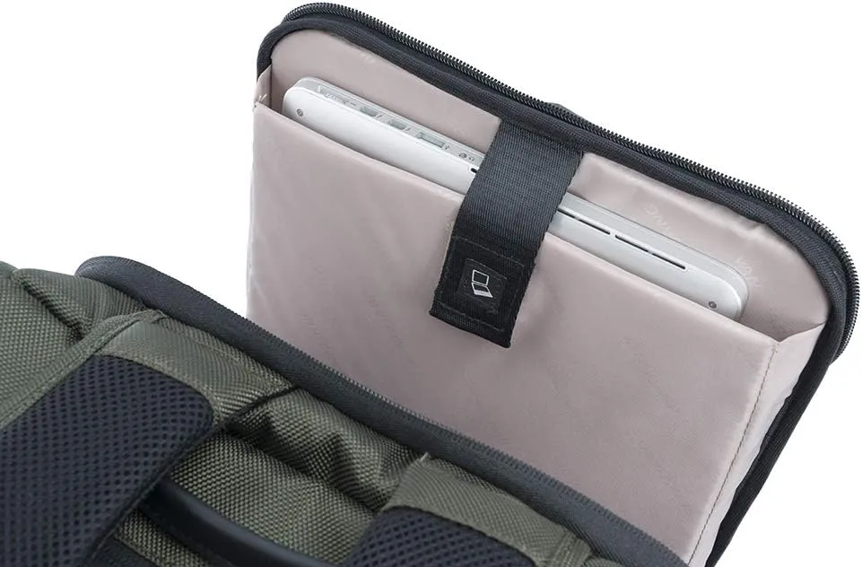 VANGUARD VEO SELECT41 GR Backpack/Shoulder Bag for DSLR, Mirrorless/CSC Camera or Drone, Green