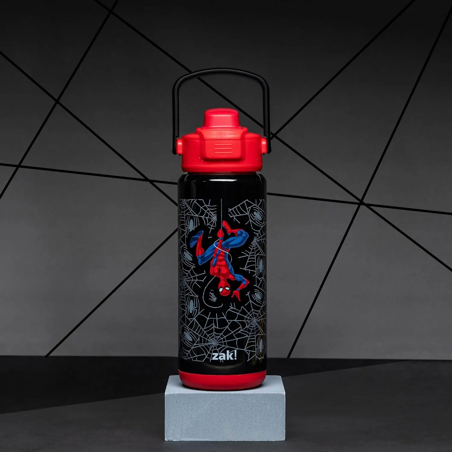 Zak Designs Beacon Insulated Bottle, Marvel Spider-Man - 20 oz - Durable Stainless Steel - Double-Wall Vacuum Insulation, Silicone Spout & Push-Button, Leak-Proof Lid - Dishwasher Safe
