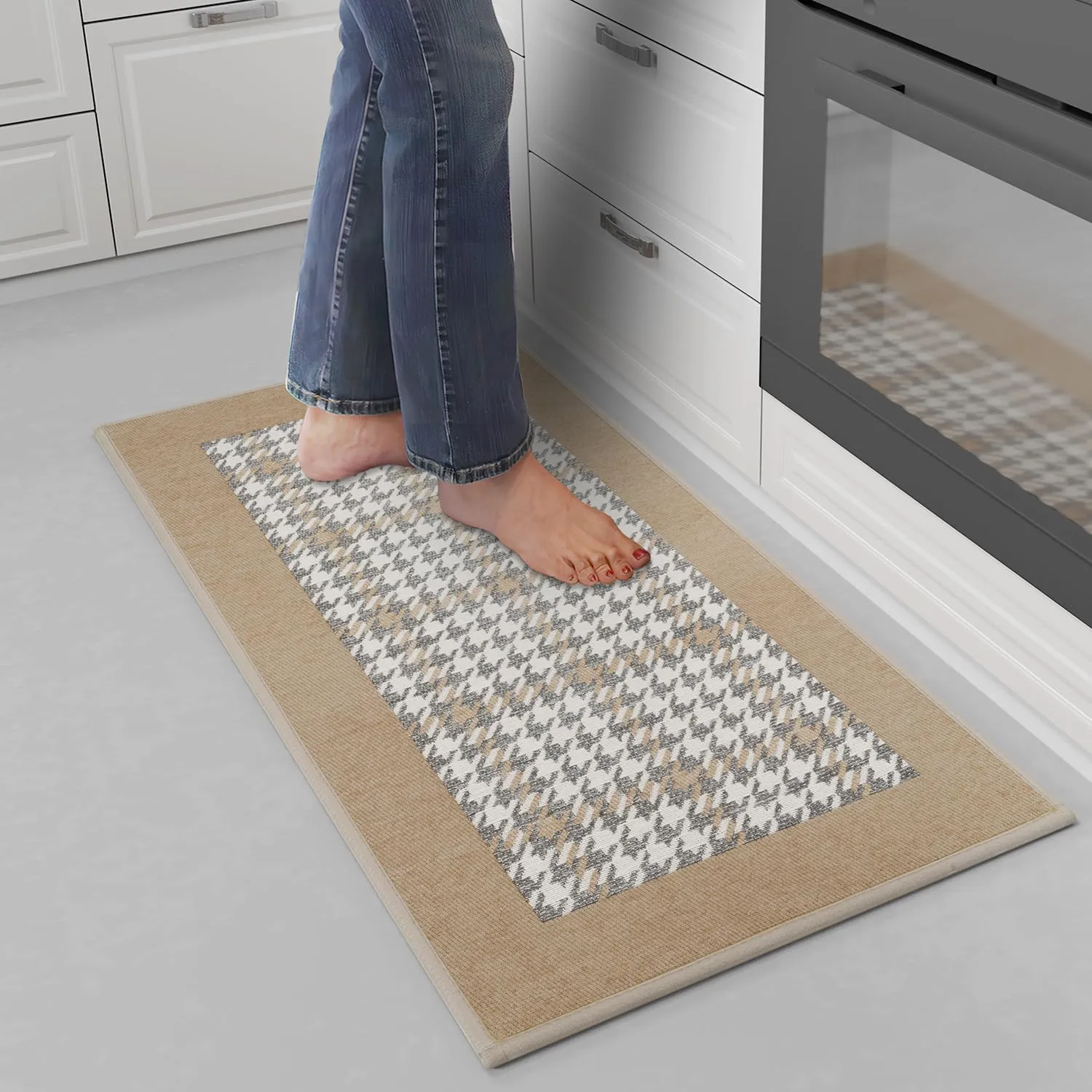 Zamo Anti-Fatigue Kitchen Mat, Non Slip Kitchen Rugs with Memory Foam, Absorbent Runner Mat for Floor, Standing Mats for in Front of Sink, Door, Laundry, Entryway, Hallway (Brown, 32" × 17.3")